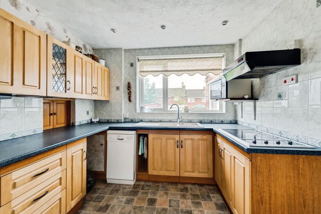 House in Swindon, Greenbridge, Coleview - View 4