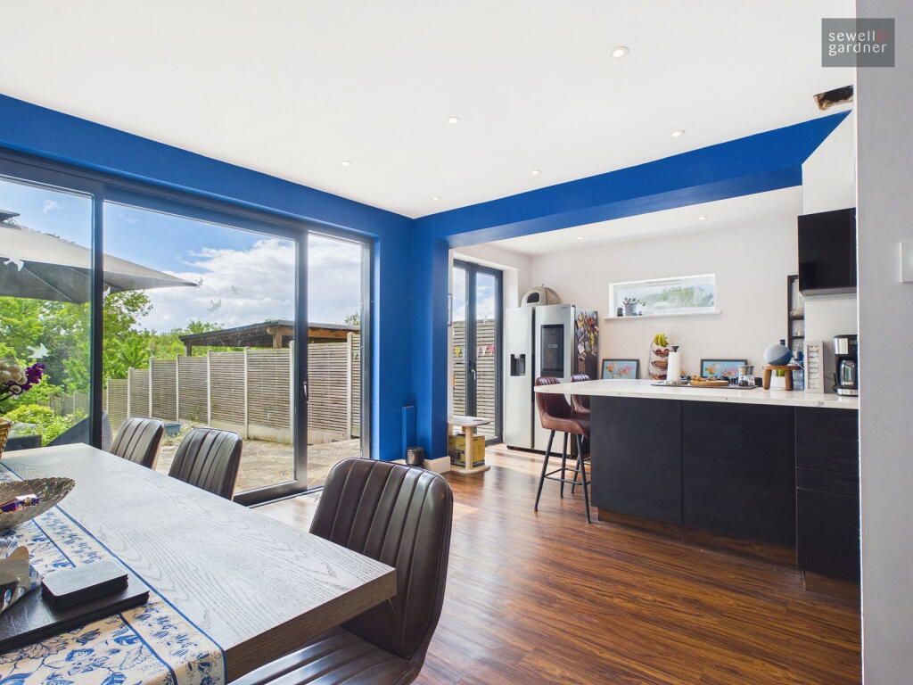 House in Three Rivers, Moneyhill, Batchworth - View 5