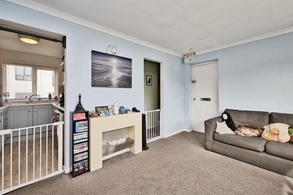 Ivel Court, Yeovil photo 5