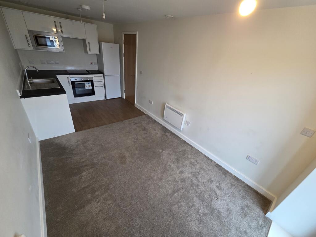 Main image of property: Collingdon Street, LUTON