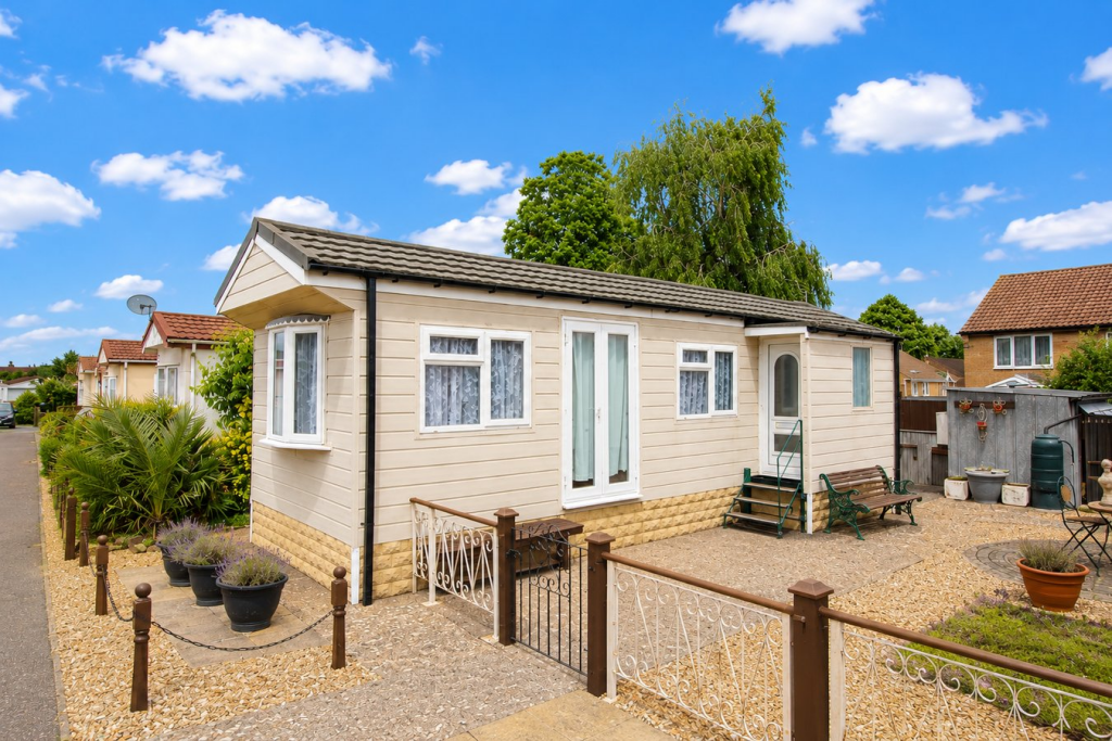 Main image of property: Fosman Close, Hitchin, SG5