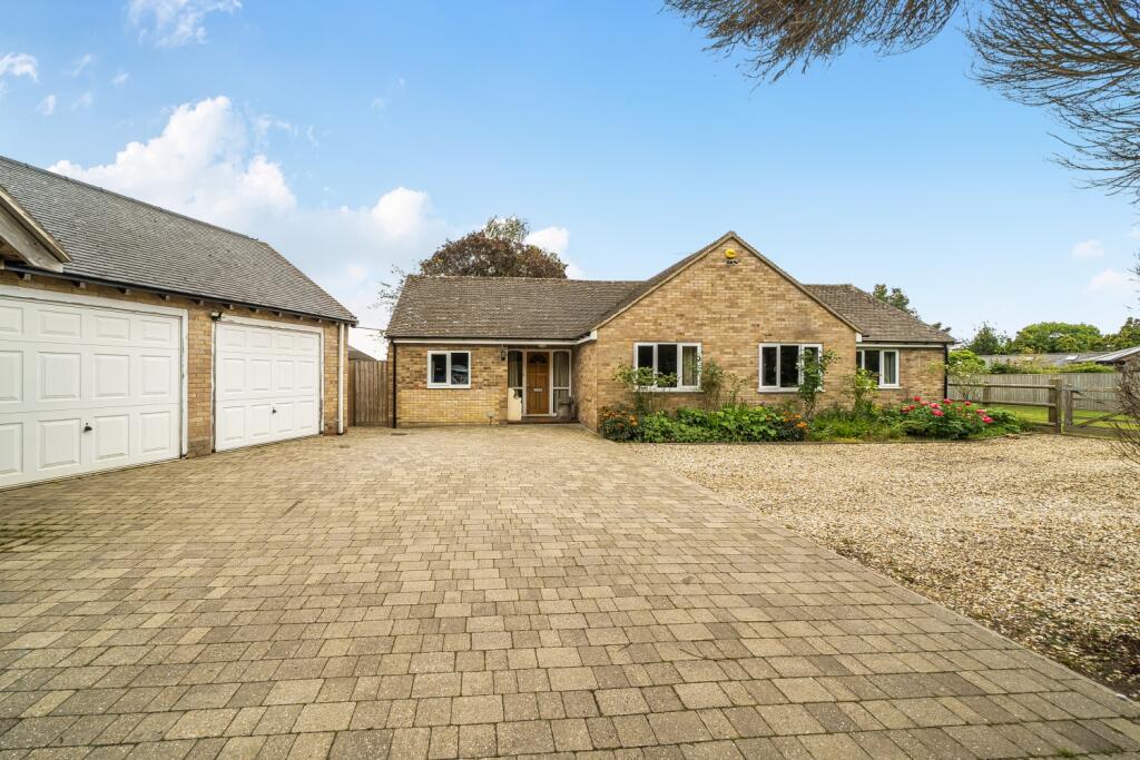 4-bed detached on Gainfield, Buckland, £699,995