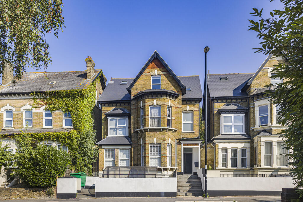 Main image of property: Croham Road