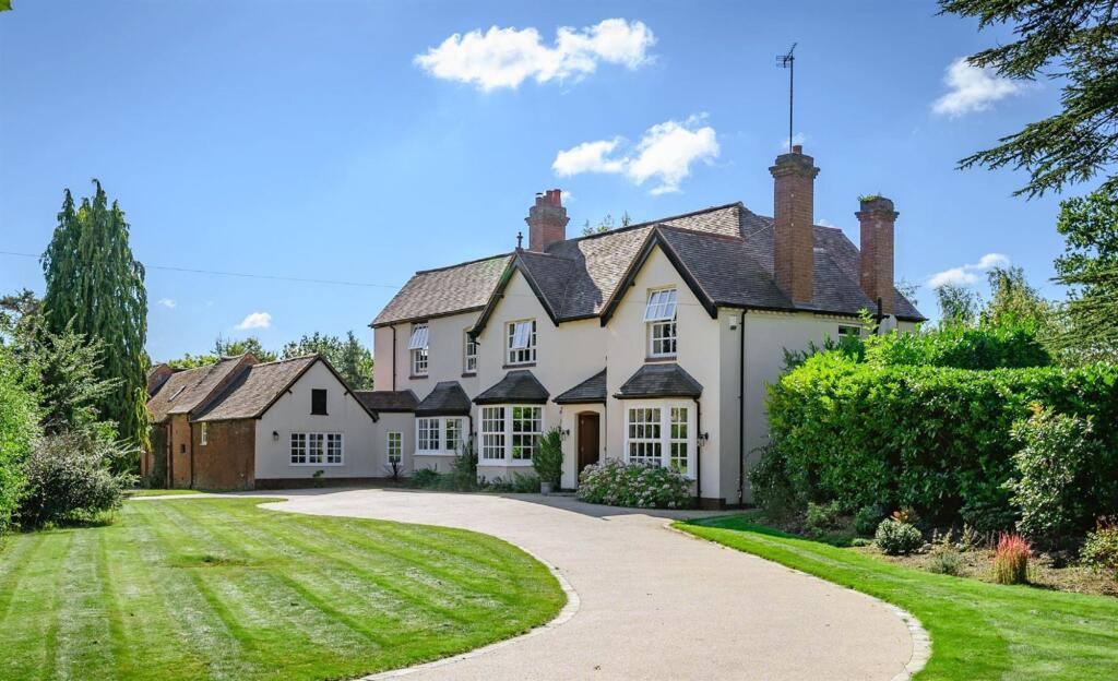 Grove Road, Knowle, B93