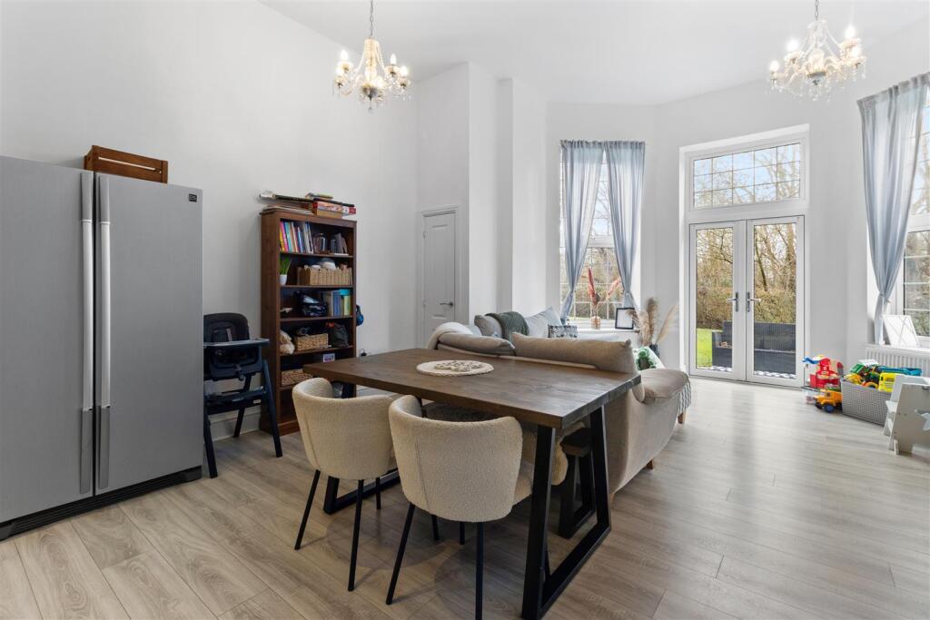 Apartment in Brighton - View 2