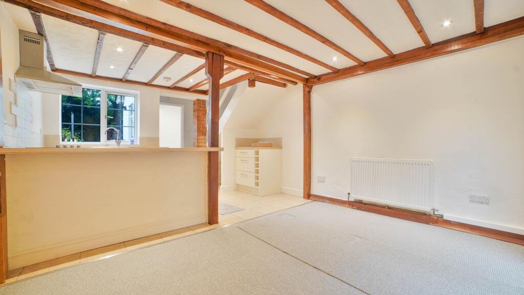 House in Milton Keynes, Shenley Brook End - More