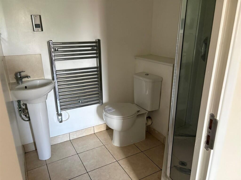 Apartment in Mid Sussex, Hassocks - View 5