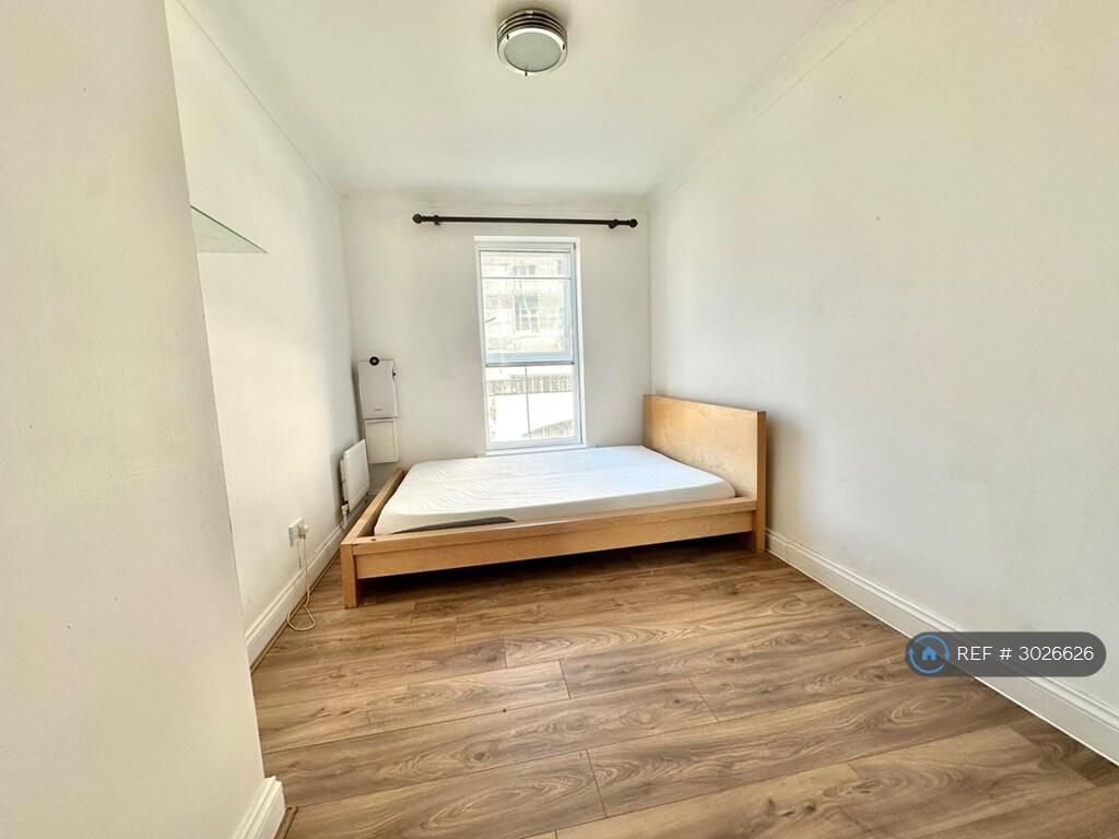 Apartment in London, Britannia Village, Silvertown - View 4