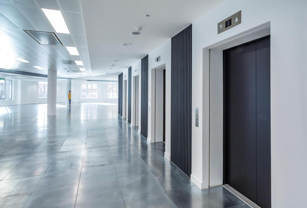 1 Kingsway 4th Floor 10.jpg