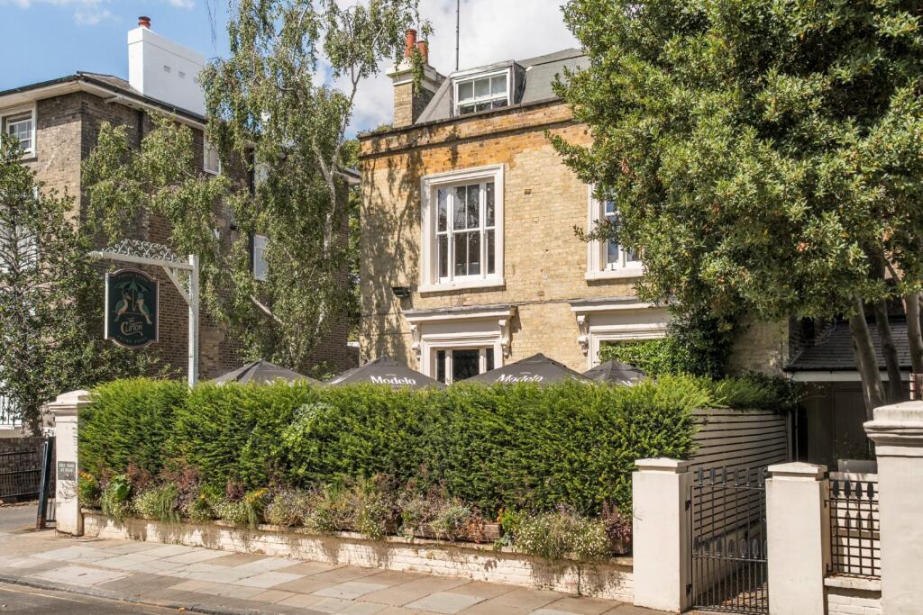 Apartment in London, Kensal Town, Maida Vale - More