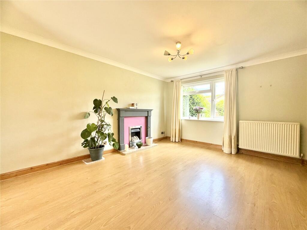 House in Leeds, Kippax - View 5