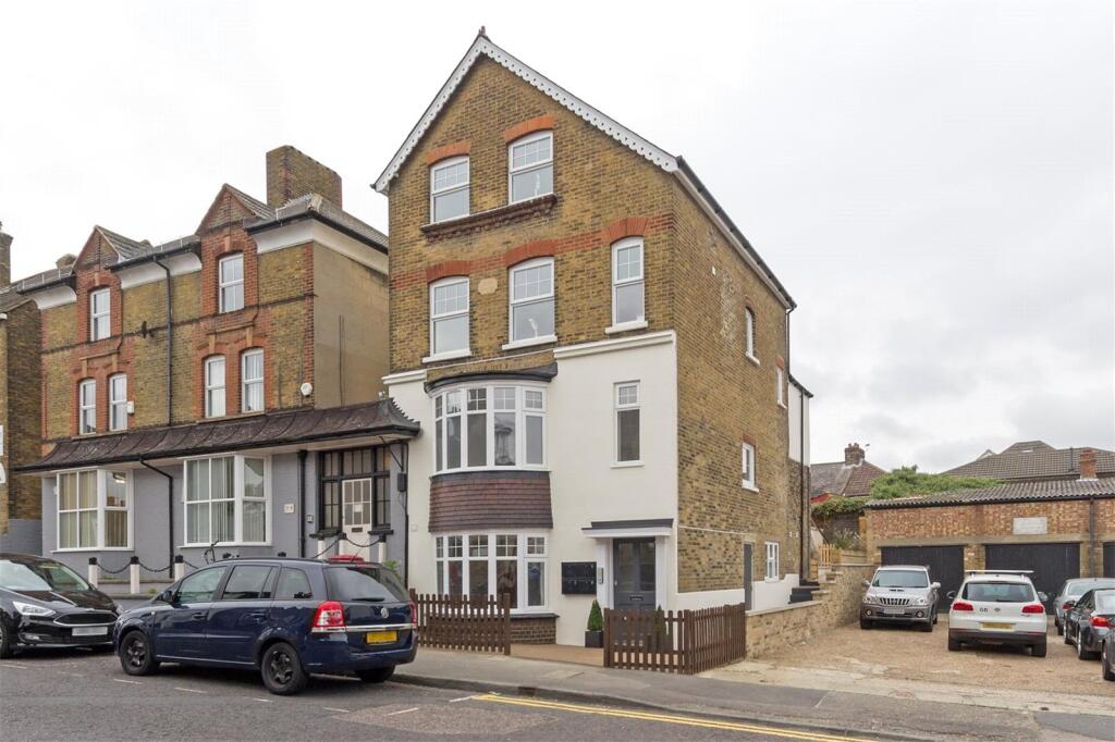 Main image of property: Park Road, Sittingbourne, Kent, ME10