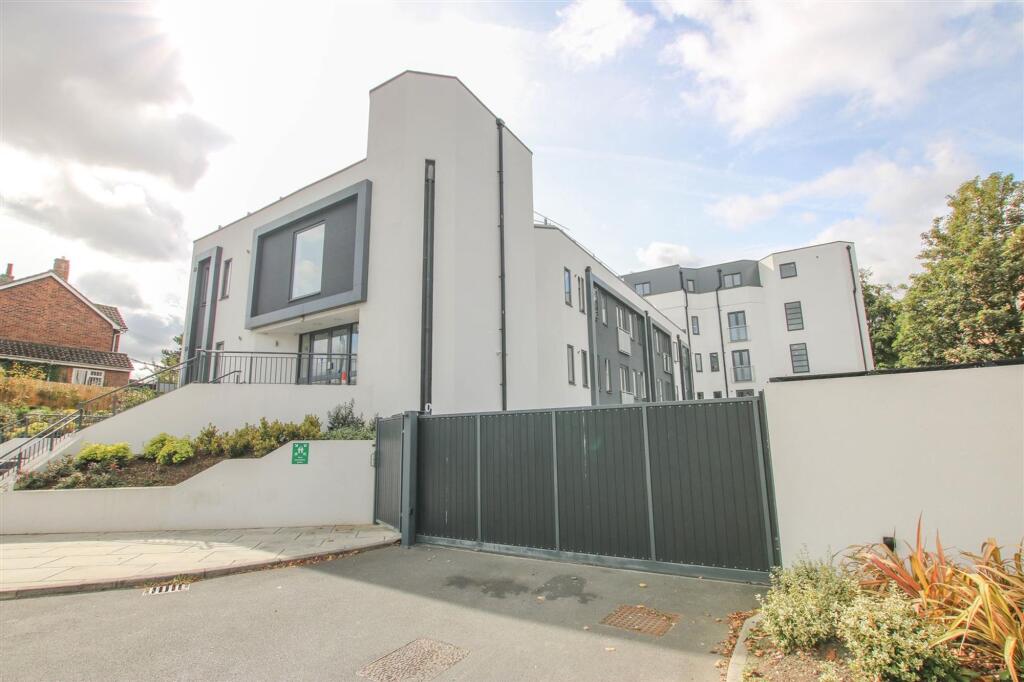 Property photo 8
