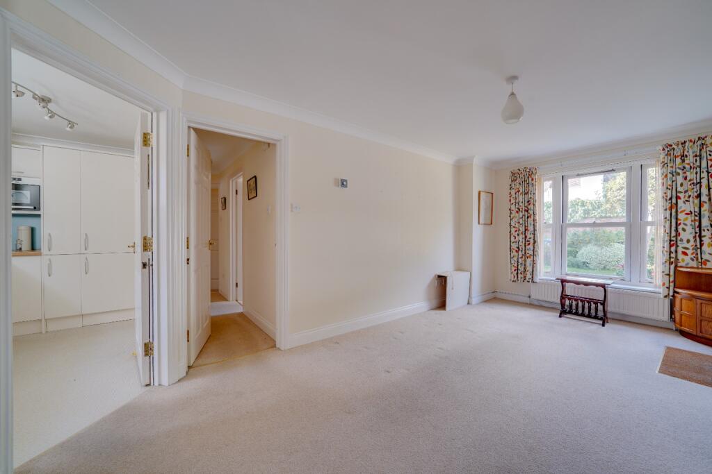 Apartment in Stevenage - View 3