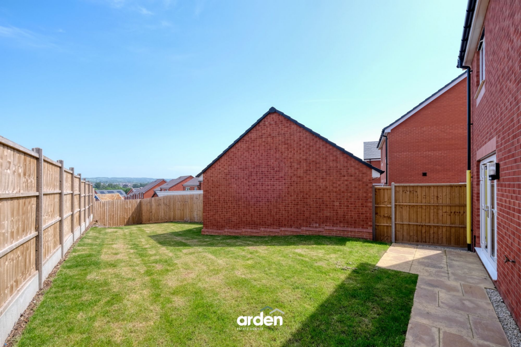 House in Bromsgrove, Friarscroft - View 4