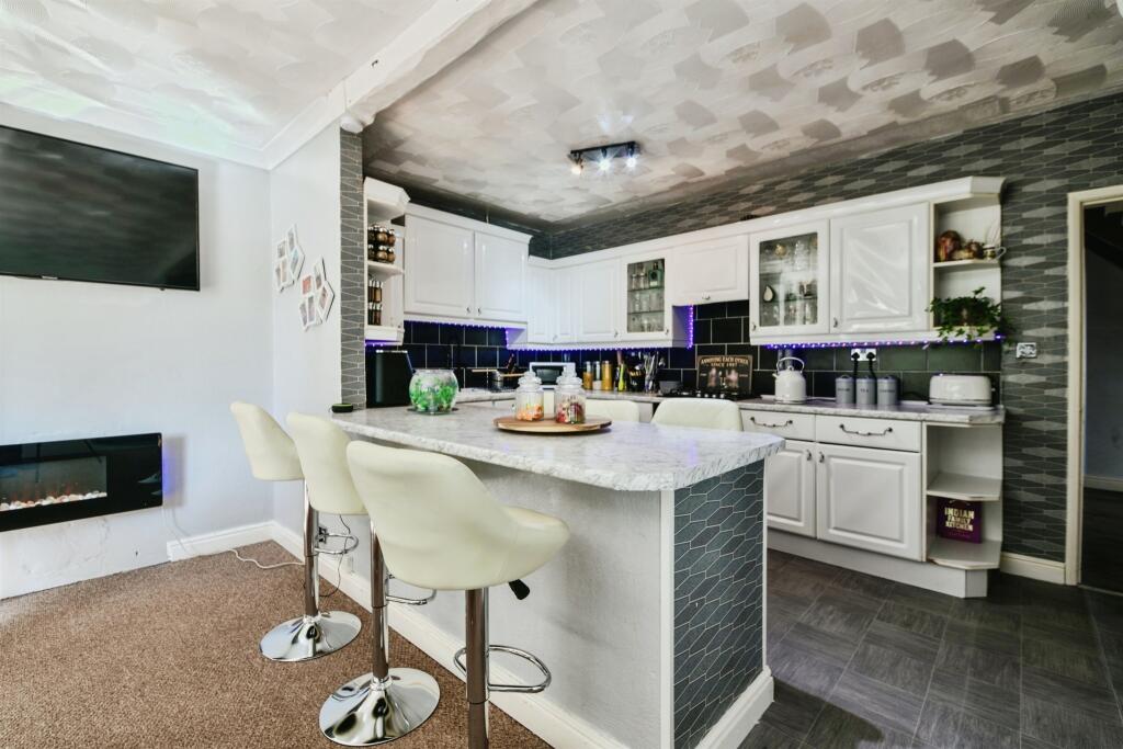 House in East Lindsey, Seathorne, Skegness - More