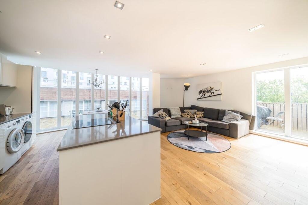 Apartment in London - View 4