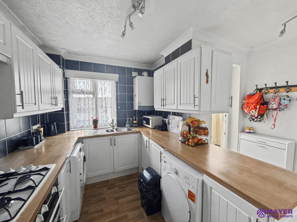 Apartment in Plymouth - View 4