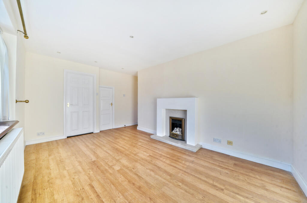 George Street, Leominster, Herefordshire, HR6 8JZ - View 4