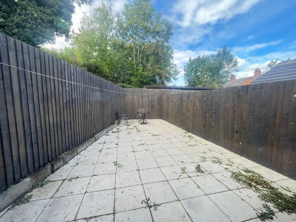 1 bedroom house share for rent