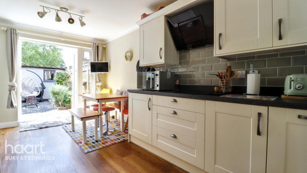 House in West Suffolk, Moreton Hall, Bury St Edmunds - View 3