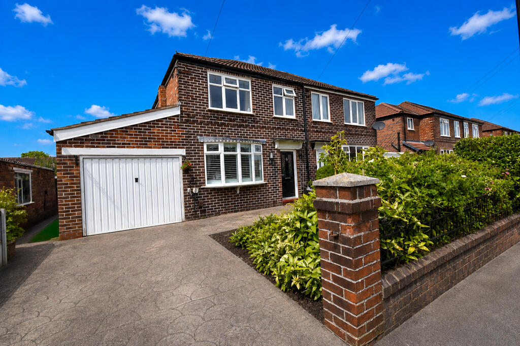 Main image of property: Redesmere Park, Urmston, M41
