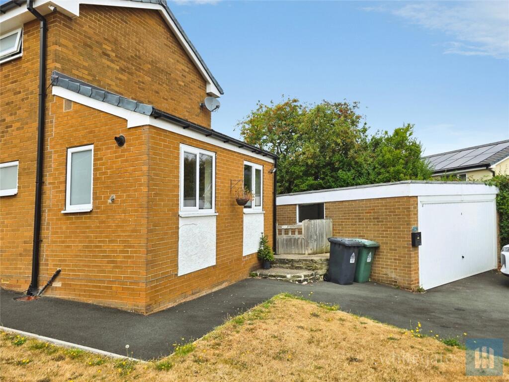 House in Wakefield - More