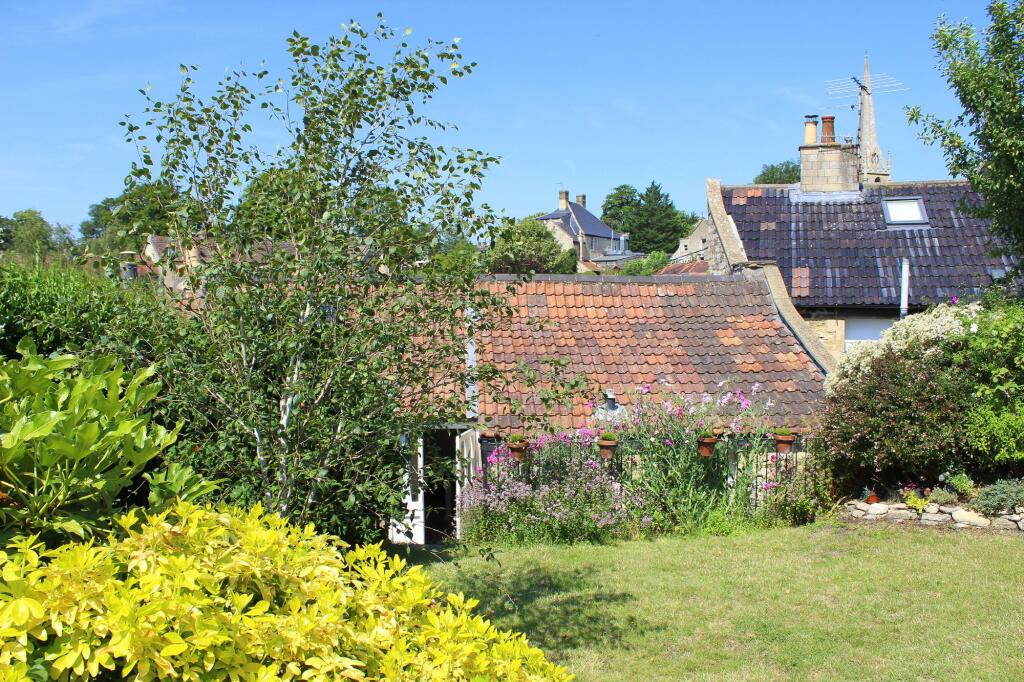 House in Bradford on Avon, Wiltshire - View 5