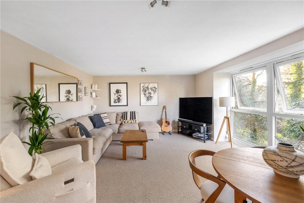 Main image of property: Beulah Hill, London, SE19