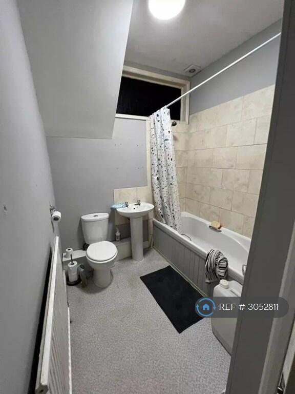 Apartment in Sheffield - View 2