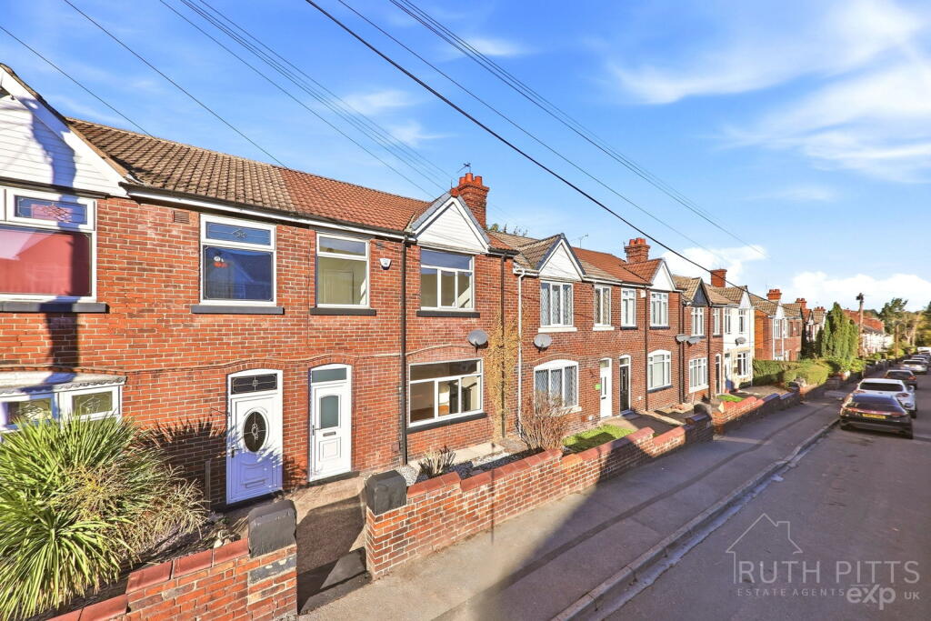Broadway, South Elmsall, WF9 photo 3