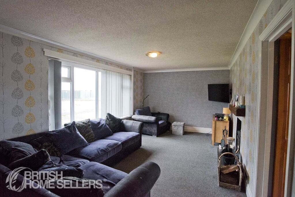 The Mede, Freckleton, Preston, Lancashire, PR4 photo 3