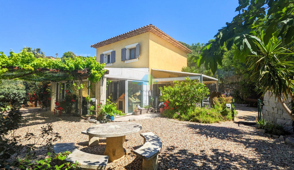 Main image of property: Provence-Alps-Cote d`Azur, Var, Ste-Maxime