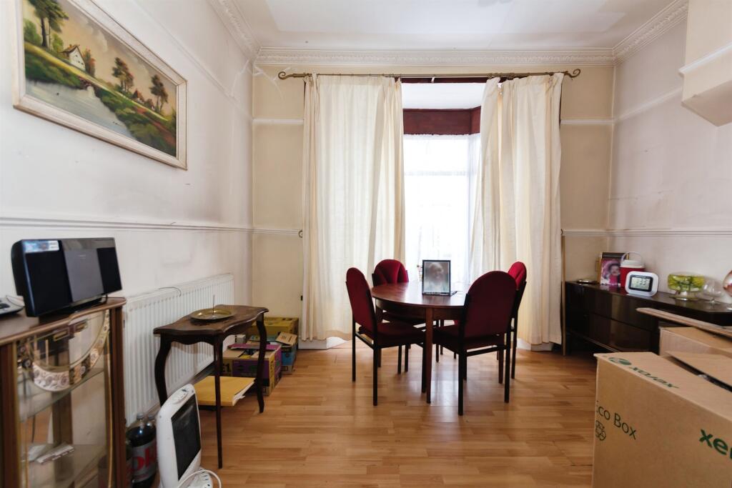 Summerfield Crescent, Birmingham - View 3