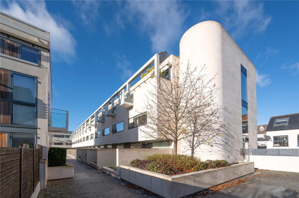 Main image of property: Gabriel Square, St. Albans, Hertfordshire