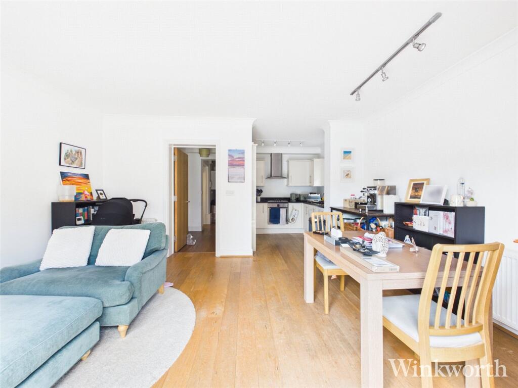Apartment in London, West Ealing, Hanwell - View 5