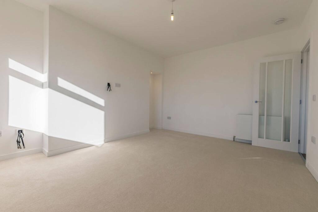 16 St Gerardine Road, Lossiemouth, IV31 6LF photo 4