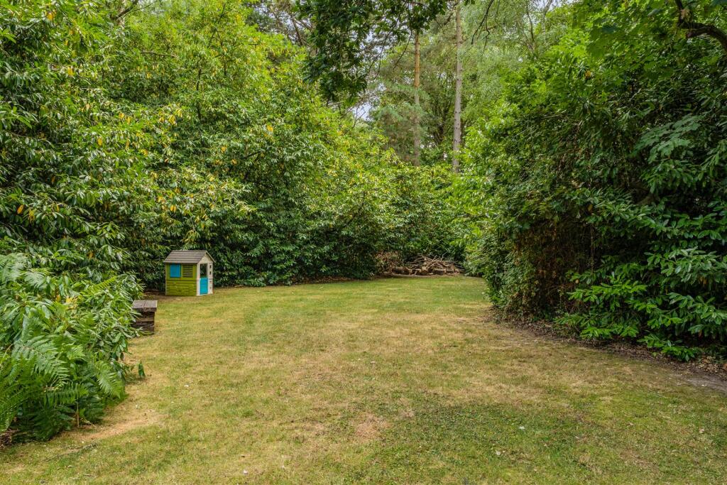 91 Barnes Lane, Sarisbury Green photo 2