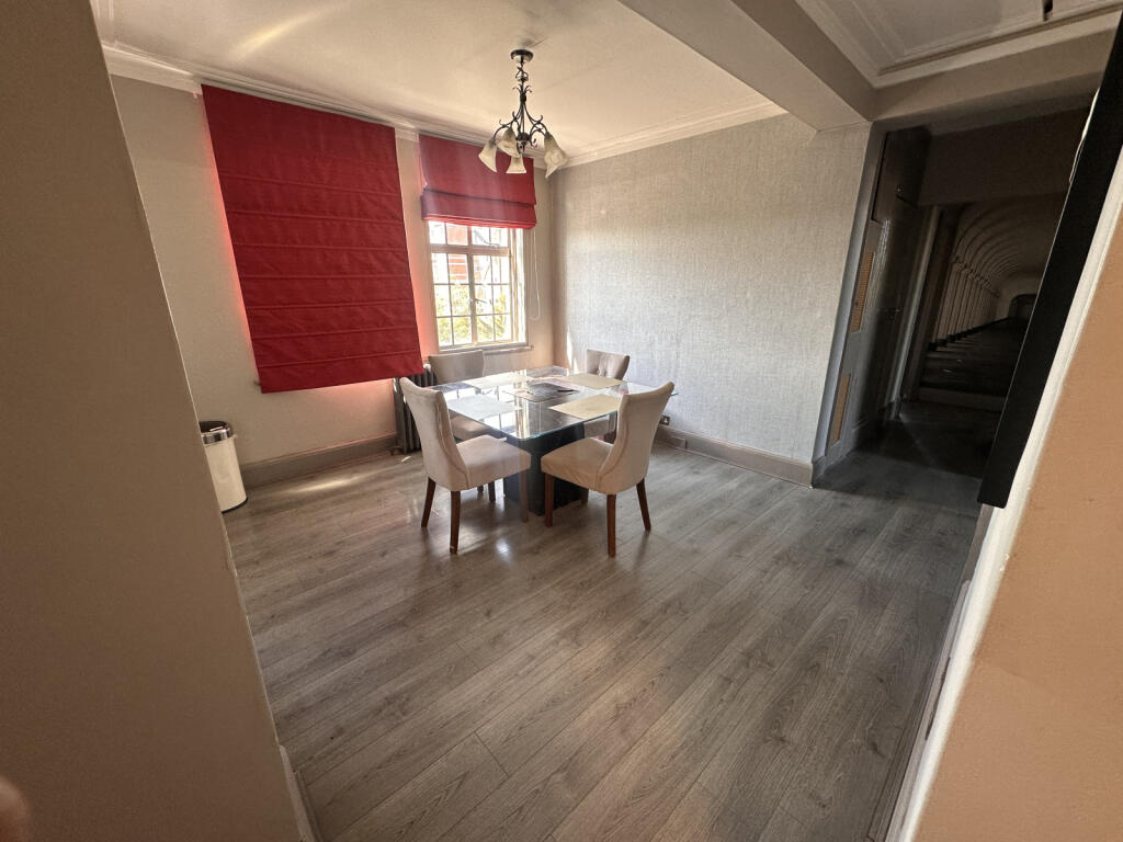 3 bedroom flat for rent