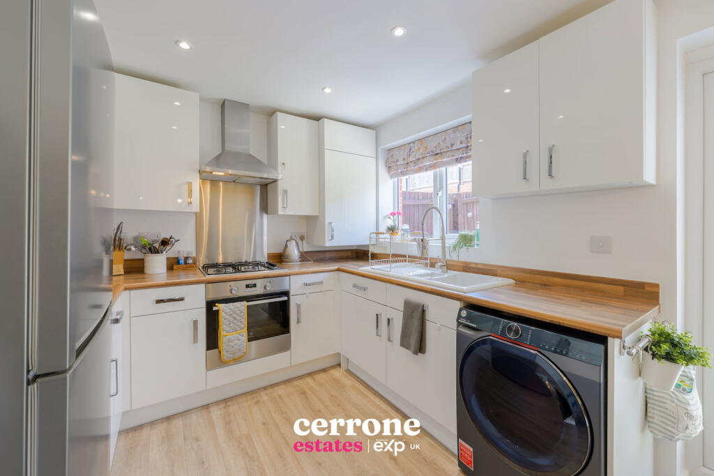 House in Redditch, Worcestershire - View 5