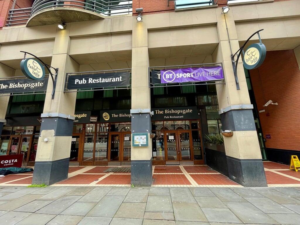 Main image of property: Bishopsgate, Manchester, M2 3DW