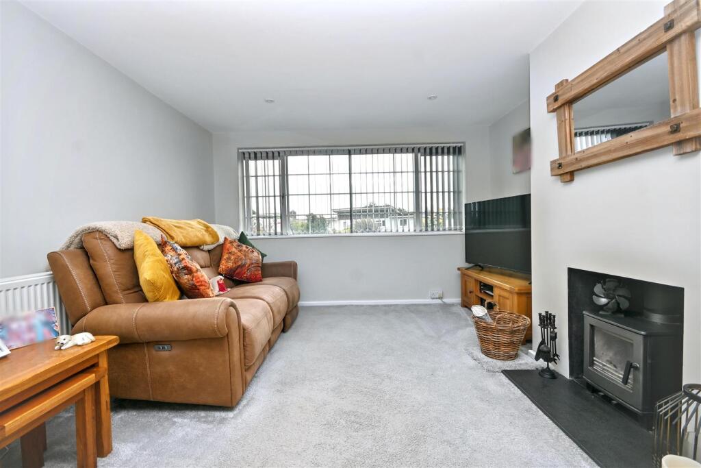 House in Brighton - View 2