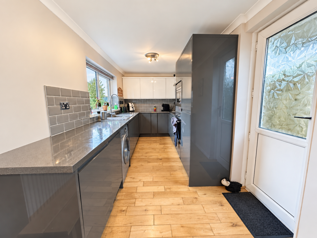 House in Cardiff, Whitchurch - More