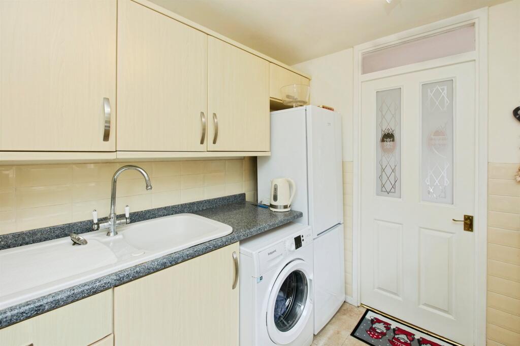 House in Derby - View 5
