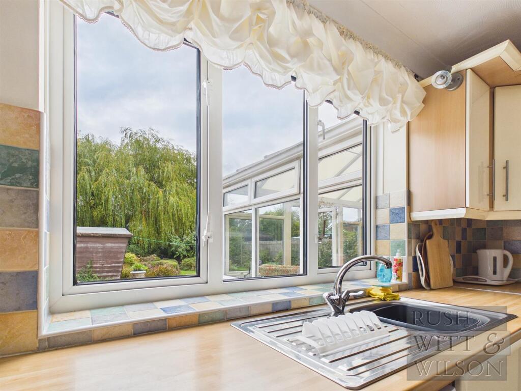 House in Tonbridge - More