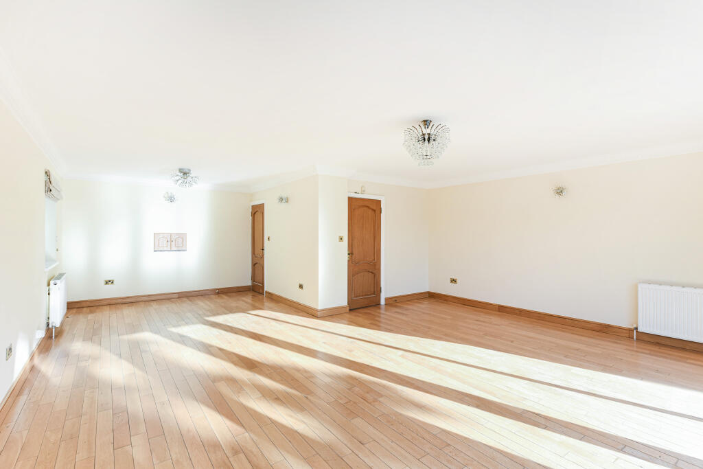House in London, South Woodford - View 4