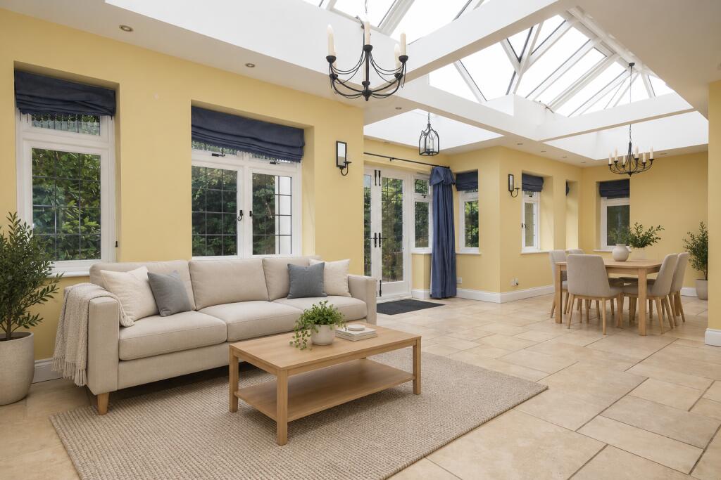 House in Guildford - View 2