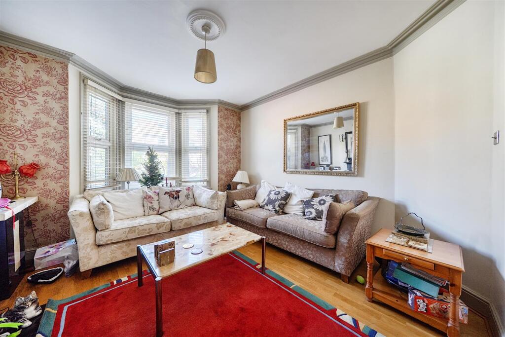 House in Kingston upon Thames - View 5