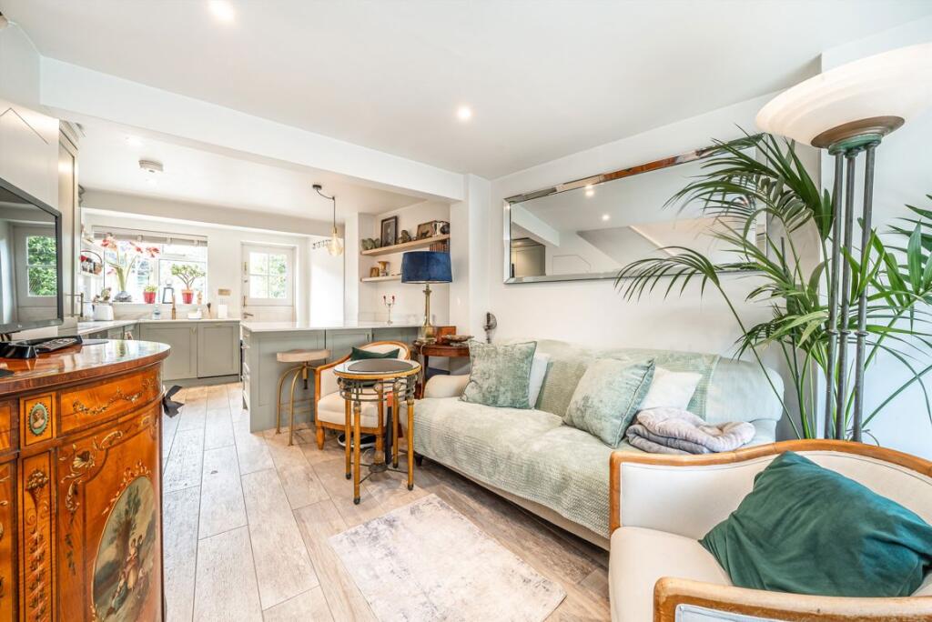Denmark Road, Twickenham - View 2