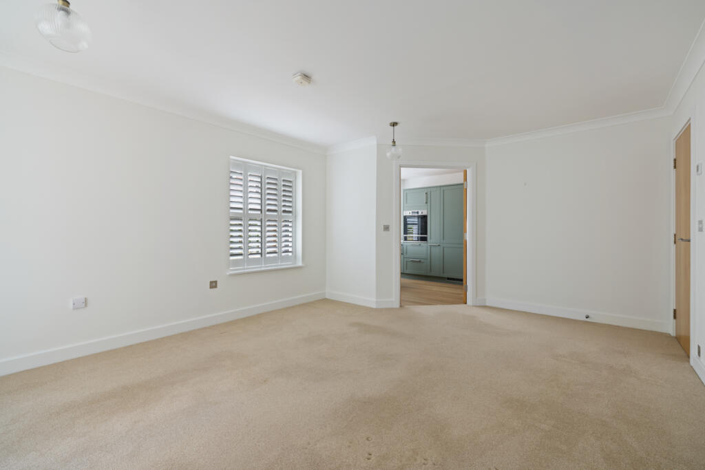 Apartment in Guildford - View 4